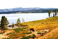 Yellowstone_lake2.jpg
